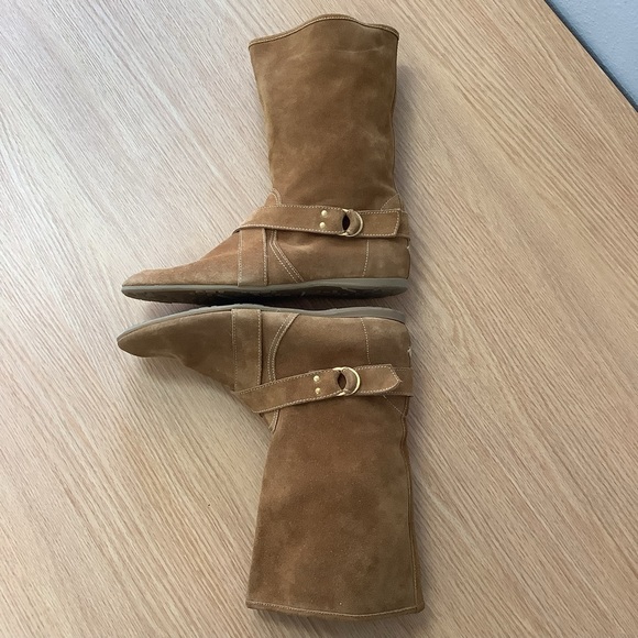 Jimmy Choo “Tan Suede Boot” - Picture 4 of 12